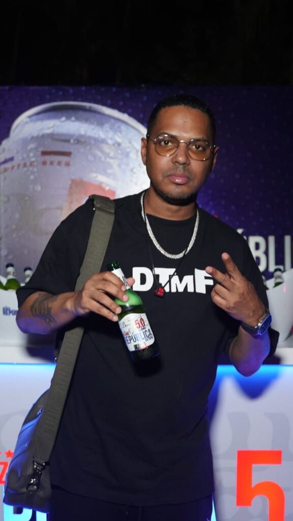 Leyendas del deporte y personalidades de la vida pública acompañan a Luis Polonia en la Gala Premier de su película - Noticias hoy en República Dominicana | Último minuto