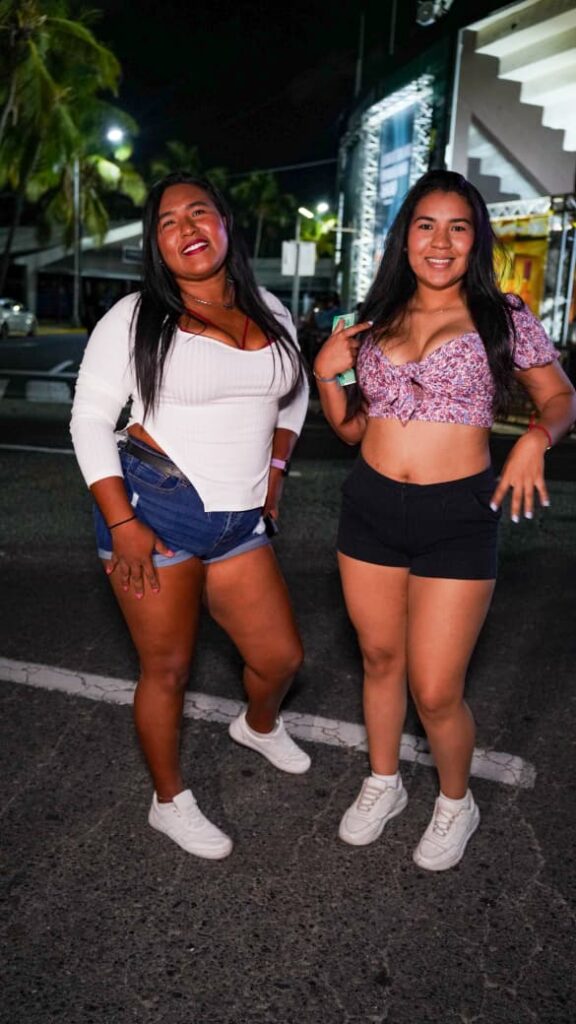 Fanáticos "bajaron hasta el fondo" en concierto de Wisin y Jowell & Randy - Noticias de hoy en República Dominicana | último minuto