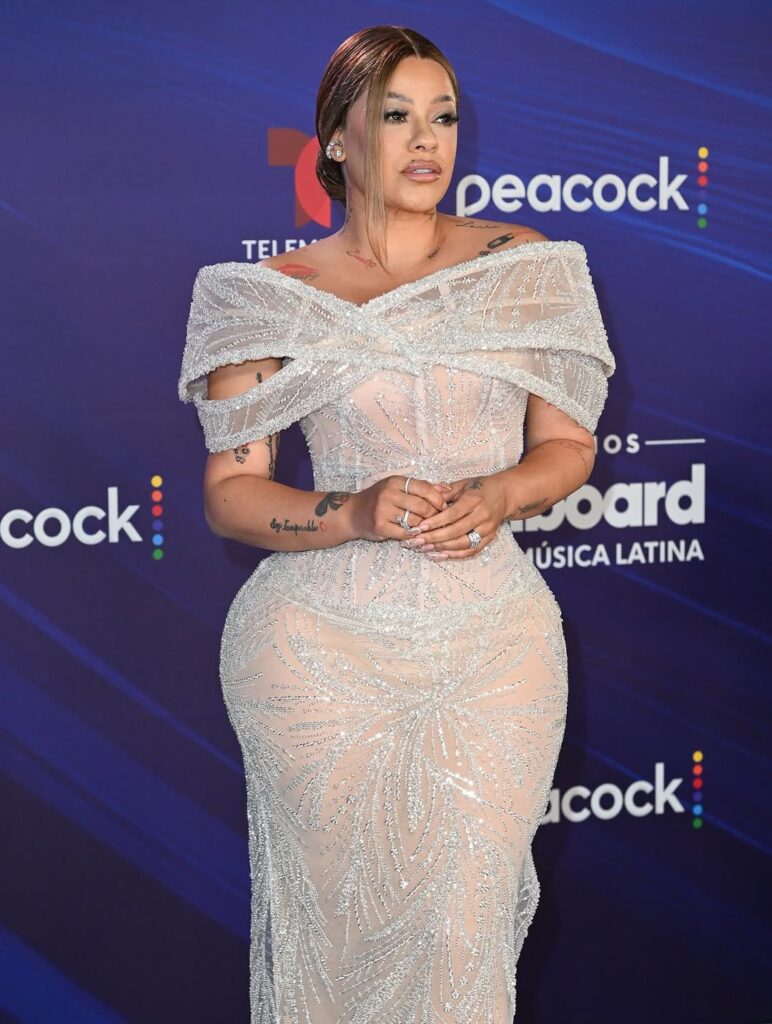 Celebridades brillan en la alfombra de los Premios Billboard 2025 – Noticias de hoy en República Dominicana | último minuto