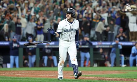 Grand slam de Eugenio Suárez coloca a los Marineros a una vencimiento de su primera Serie Mundial
