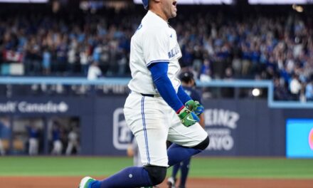 Jonrón esencial de Springer impulsa a los Blue Jays a la Serie Mundial por primera vez desde 1993