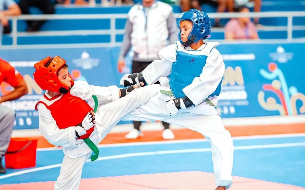 Metropolitana apetito taekwondo escolar