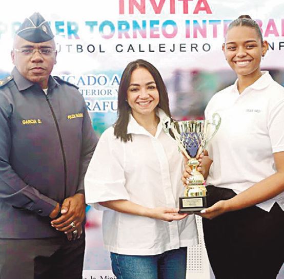 Gualey y Guachupita se coronan en fútbol