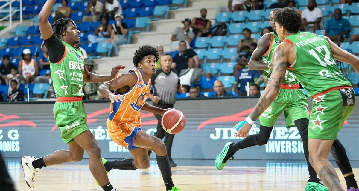 Huellas del Siglo sale de mala destello al vencer a Bameso en el TBS Distrito 2025