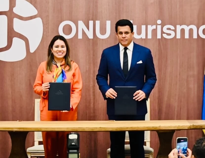 Adompretur felicita al ministro de Turismo, David Collado, por agradecimiento de Turismo de la ONU