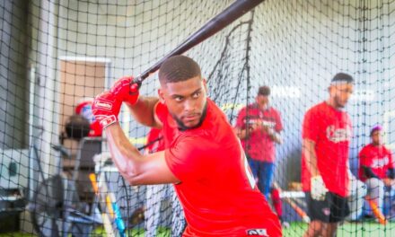 Alexander Canario estará con el Escogido desde el primer día