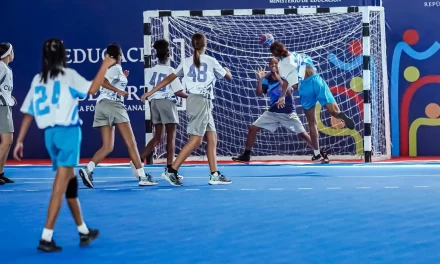 Suroeste se hace del oro en bádminton mezclado; Metropolitana II lidera medallero