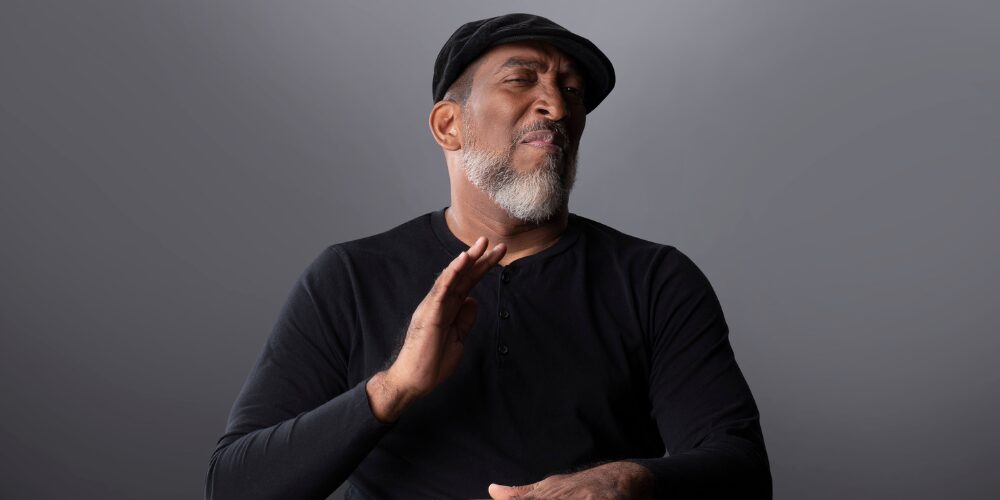 Muere raíz del cómico y productor musical Chichí Peralta