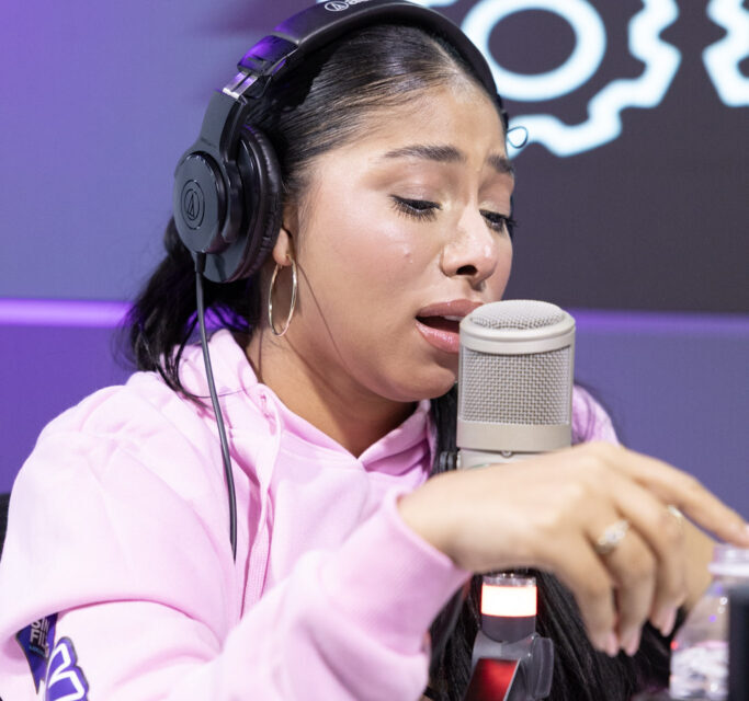 Karola sale llorando en pleno software porque se siente mal