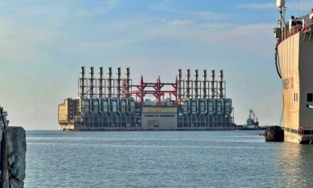 Jefe de Aduana RD declara a la provisión el 'nuevo eje crematístico' del país en discurso en presencia de estudiantes de la UASD