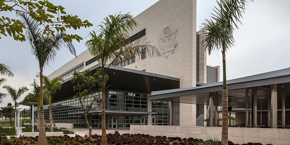 Embajada de Estados Unidos en Santo Domingo reanuda servicios consulares