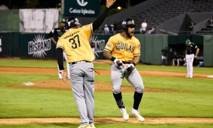 Águilas remontan espectacularmente y vencen 9-8 a las Estrellas en San Pedro