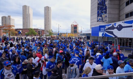 Los precios de las entradas para la Serie Mundial se disparan en Toronto