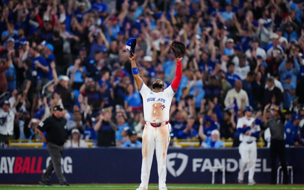 Azulejos dominan a Marineros y fuerzan un básico Juego 7 de la SCLA