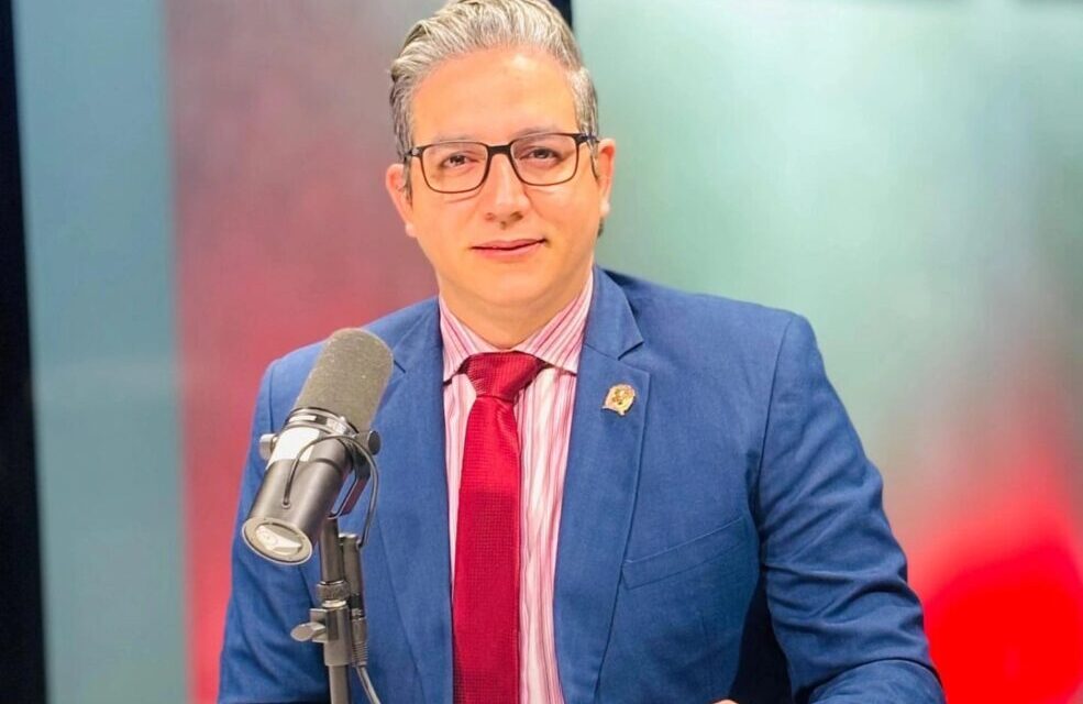 Rodolfo Santos analiza el engendro de La Casa de Alofoke