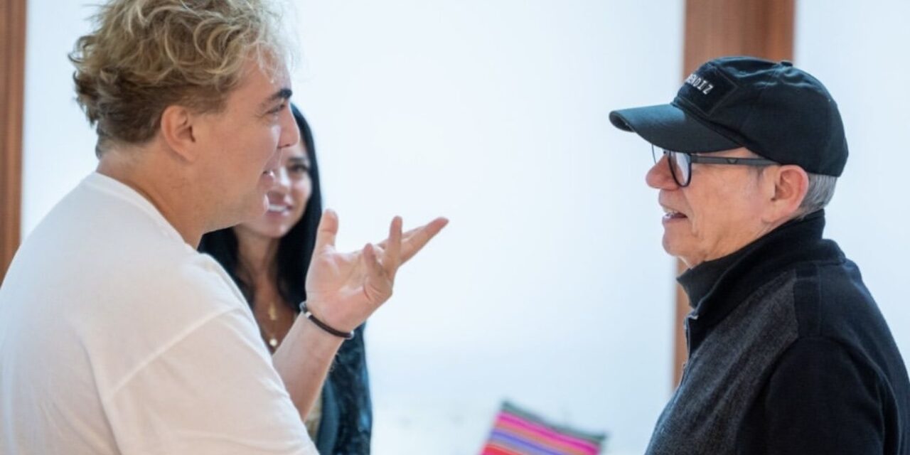 Cristian Castro se emociona por encontrarse con Silvio Rodríguez en Lima