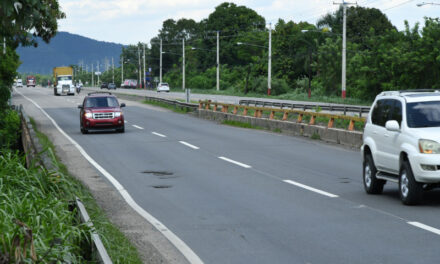 La Carretera Duarte, 50 baches entre Santo Domingo y Santiago complican el tránsito