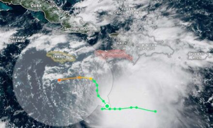 La tormenta tropical Melissa podría fortalecerse a medida que avanza lentamente