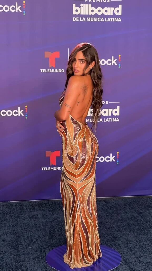 Celebridades brillan en la alfombra de los Premios Billboard 2025 – Noticias de hoy en República Dominicana | último minuto