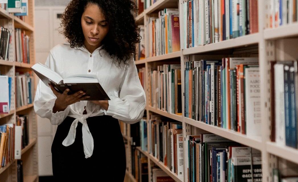 Despierta los libros: Un ajuste de cuentas rebuscado dominicano