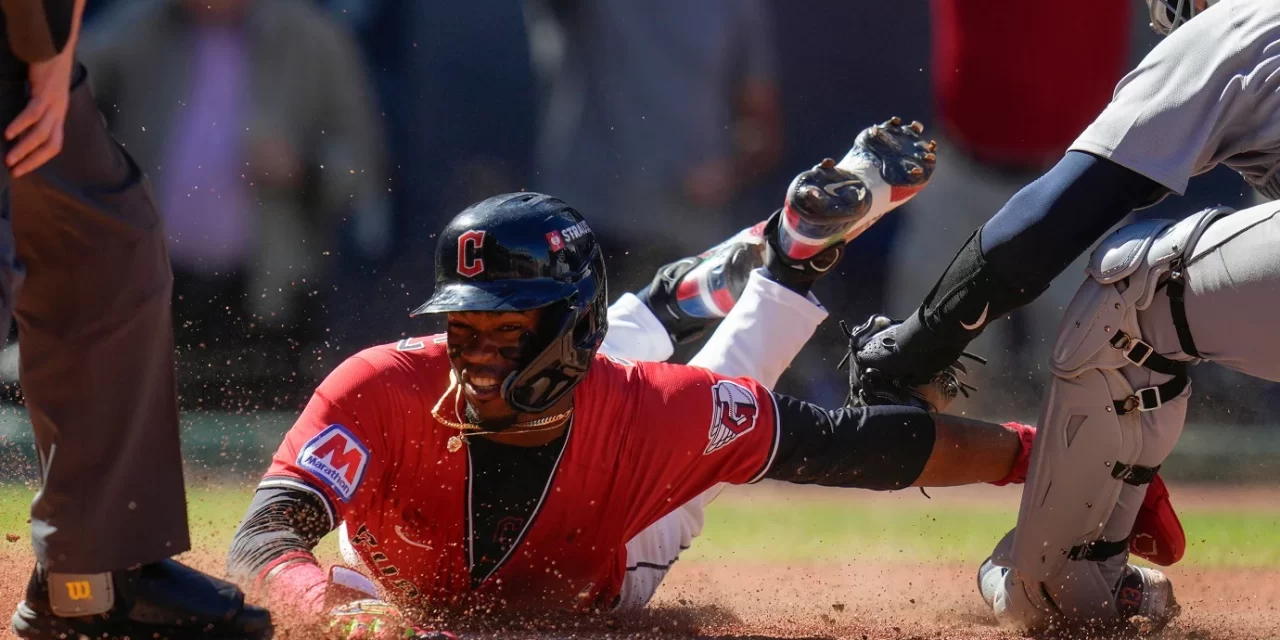 Dominicano Gracia Martínez montó un «show» de velocidad al anotar desde la segunda con ‘rolling’ al pitcher