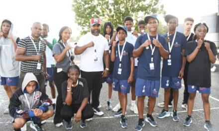 Campeón Olímpico Félix Díaz inspira a jóvenes atletas en los Juegos Escolares San Francisco 2025