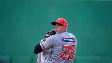 Miguel Sanó y Aaron Sánchez dominan la primera votación del “MVP de la Semana” en la LIDOM