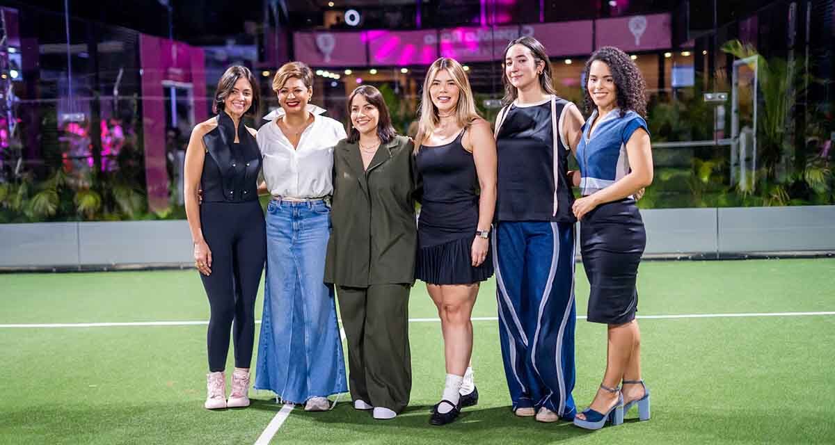 “Cápsula Rosa Pádel Edition” se inauguró con moda y deporte del más detención nivel
