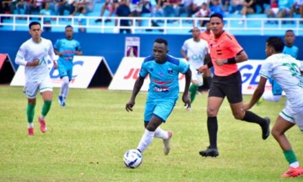 Salcedo sorprende con demoledor ataque en la LDF