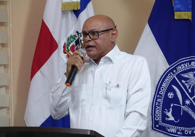 Sindicato Dominicano candela al gobierno a apoyar el fin del sitio de EE.UU. a Cuba