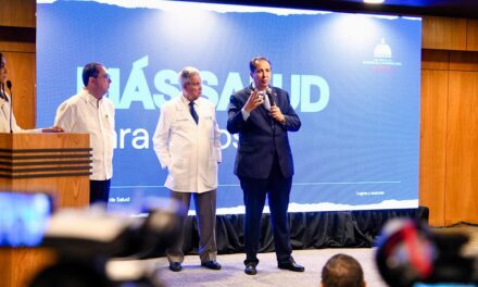 Un 2025 sin muertes por dengue, más hospitales y esperanza de vida en aumento: Gabinete de Salud presenta resultados históricos