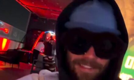 Video: Justin Bieber comparte un video escuchando la defa «4K» de El Alfa