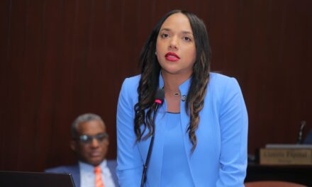 El diputado Tayluma Calderón solicita que la oficina del corregidor cumpla con la ley 176-07 en el distrito doméstico y sus municipios