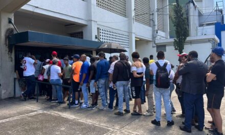Se registran filas en el Quisqueya por boletas para el duelo