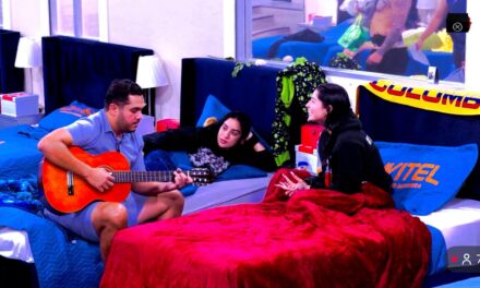 Momento musical en La Casa de Alofoke 2