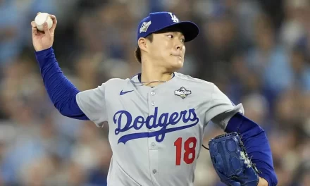 Con una maravilla de Yamamoto y jonrones solitarios de Smith y Muncy, los Dodgers ganan en Juego 2