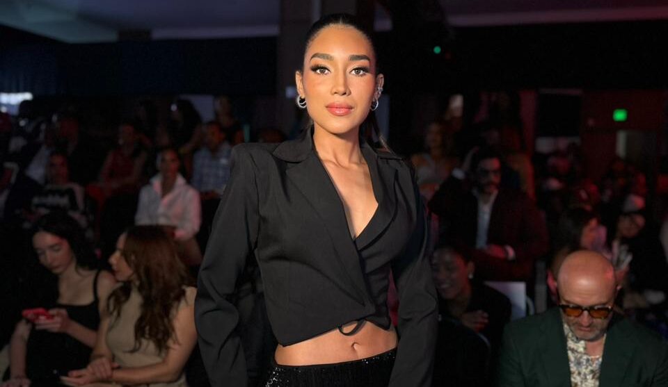 Jennifer Ventura, Miss Rd 2025, reaparece deslumbrante en la Semana de la Moda de RD