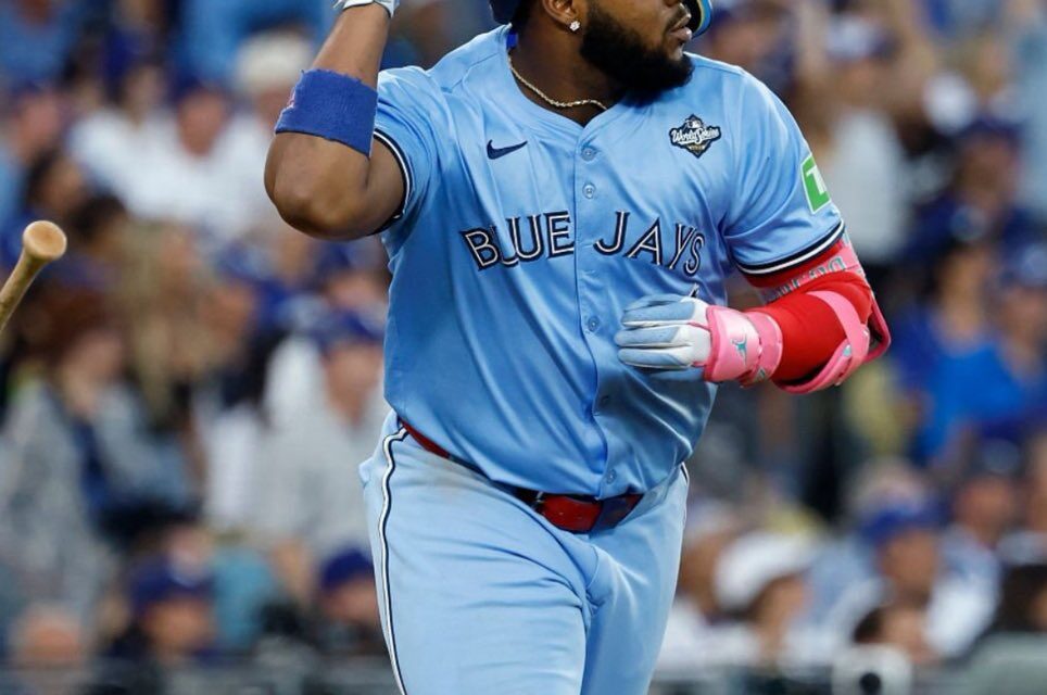Vladimir Guerrero Jr. pone nueva marca de HR en postemporada de Toronto