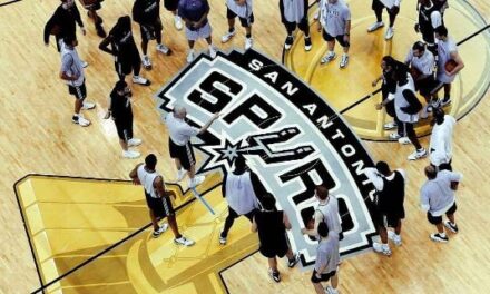 El logo del Trofeo Larry O’Brien regresa a la duela para las Finales de la NBA