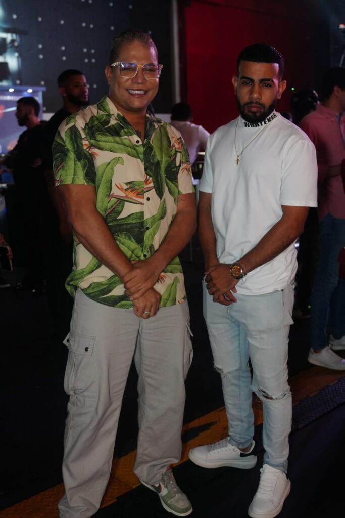 Personalidades disfrutan del concierto de Eddy Herrera en La Casa de Alofoke - Noticias de hoy en República Dominicana | último minuto