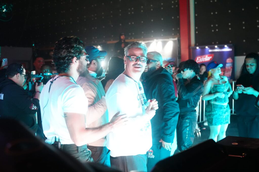 Personalidades disfrutan del concierto de Eddy Herrera en La Casa de Alofoke - Noticias de hoy en República Dominicana | último minuto