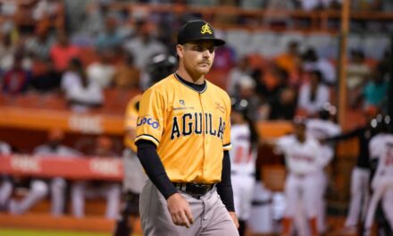 Las Águilas extienden dominio en la Lidom con triunfo 6-4 sobre los Toros en La Romana