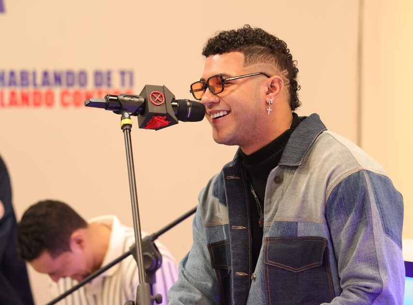 Artista panameño Boza ofrece concierto sonoro en La Casa de Alofoke