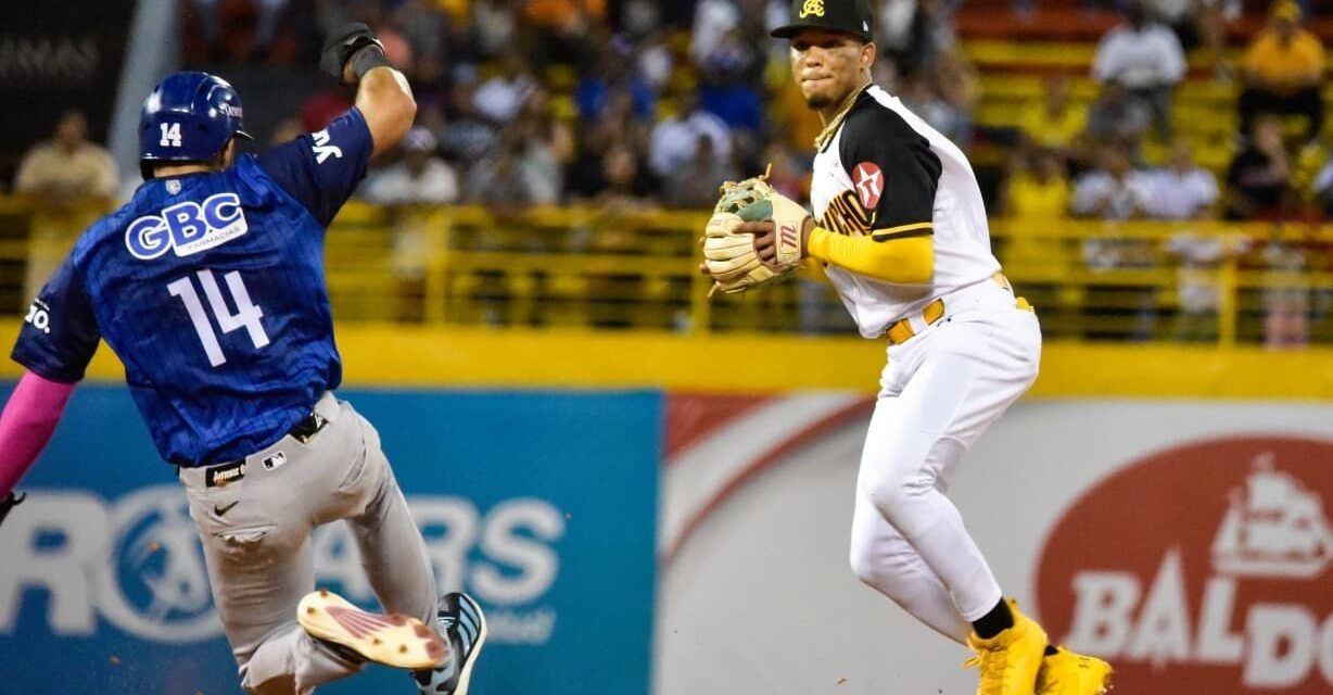 Águilas y Licey chocan hoy reanudación torneo