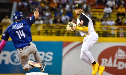 Águilas y Licey chocan hoy reanudación torneo