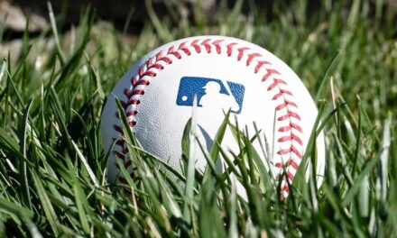 MLB firma históricos acuerdos con ESPN, NBCUniversal y Netflix para expandir su transmisión total entre 2026 y 2028