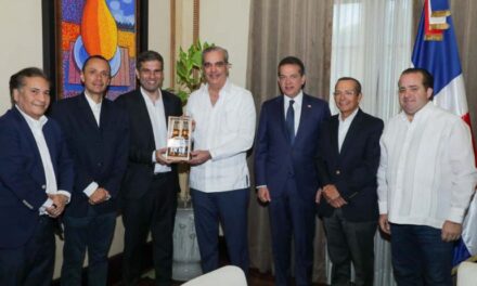 Abinader anuncia Cerveza Corona se producirá en República Dominicana