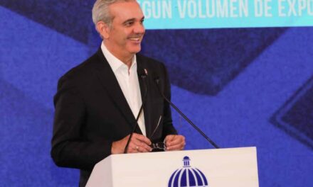 Abinader asistirá a reunión anual de semiconductores en California