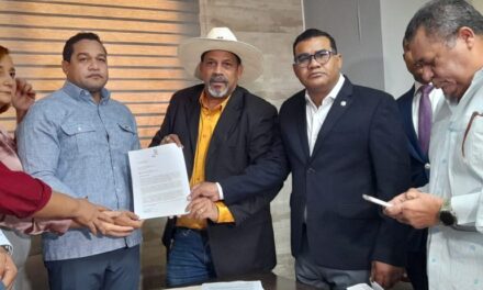 Alcalde de Dajabón propone esquema de ley para regular traspaso de terrenos a extranjeros en provincias fronterizas