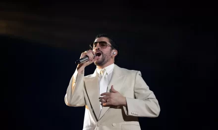 Destaca la presencia de Yubelkis Peralta e Irina Peguero en la segunda incertidumbre de Bad Bunny en el Estadio Olímpico